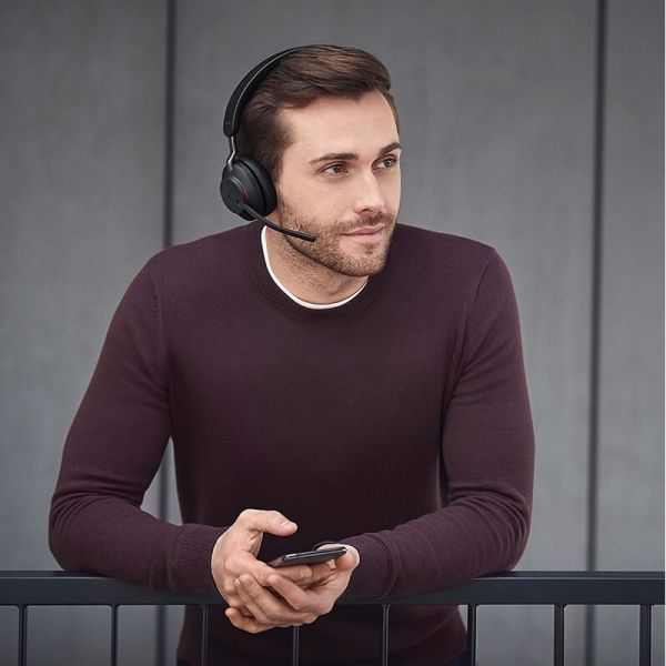 Jabra Evolve2 65 MS Mono met oplaadstand
