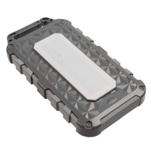 Xtorm oplader op zonenergie