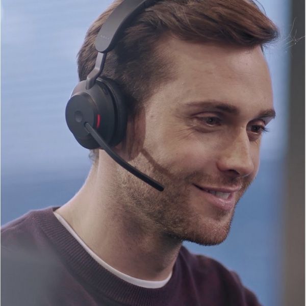Jabra Evolve2 65 MS Mono met oplaadstand